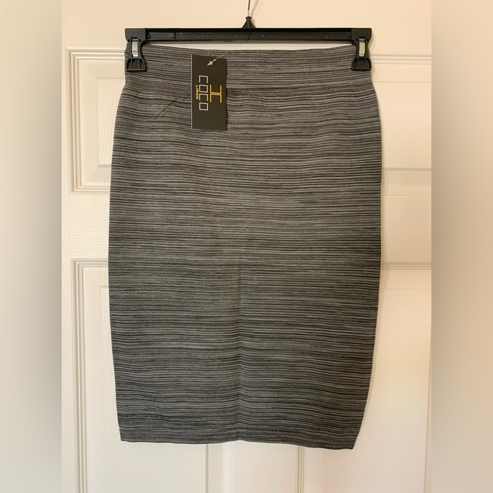 NWT Coco Limon‎ Elegant Gray Stretch Pencil Skirt Size L/XL Minimalist Chic Work